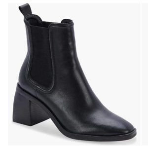 Dolce Vita Iliana Chelsea Boot in Black, Size 8